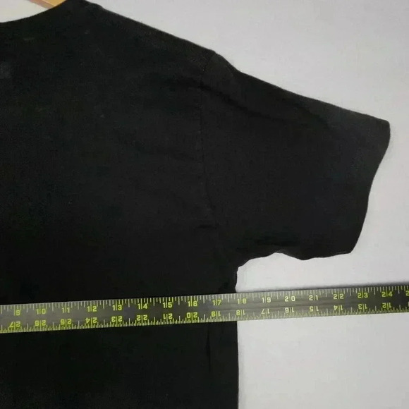 Deadpool Marvel T-Shirt Size Medium Black Graphic Movie EUC‎ - Picture 11 of 14